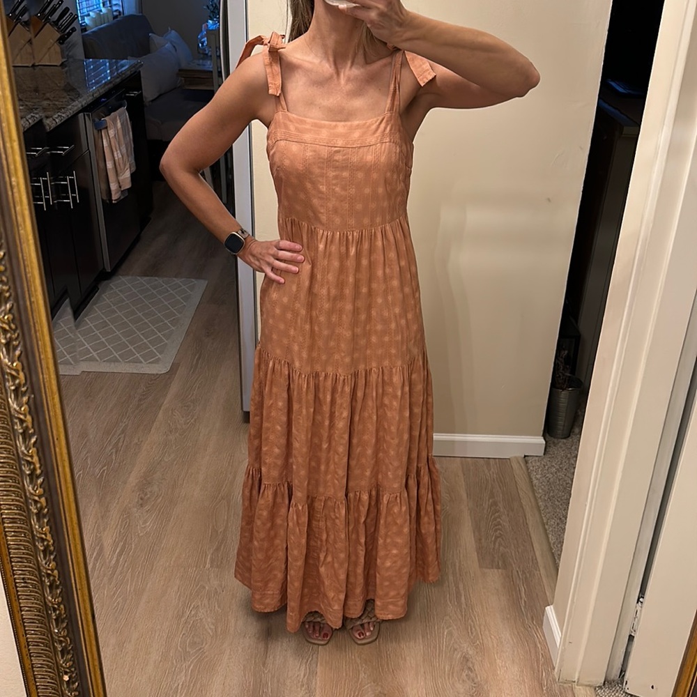 EUC Universal Thread maxi dress, size XS, tie shoulder straps